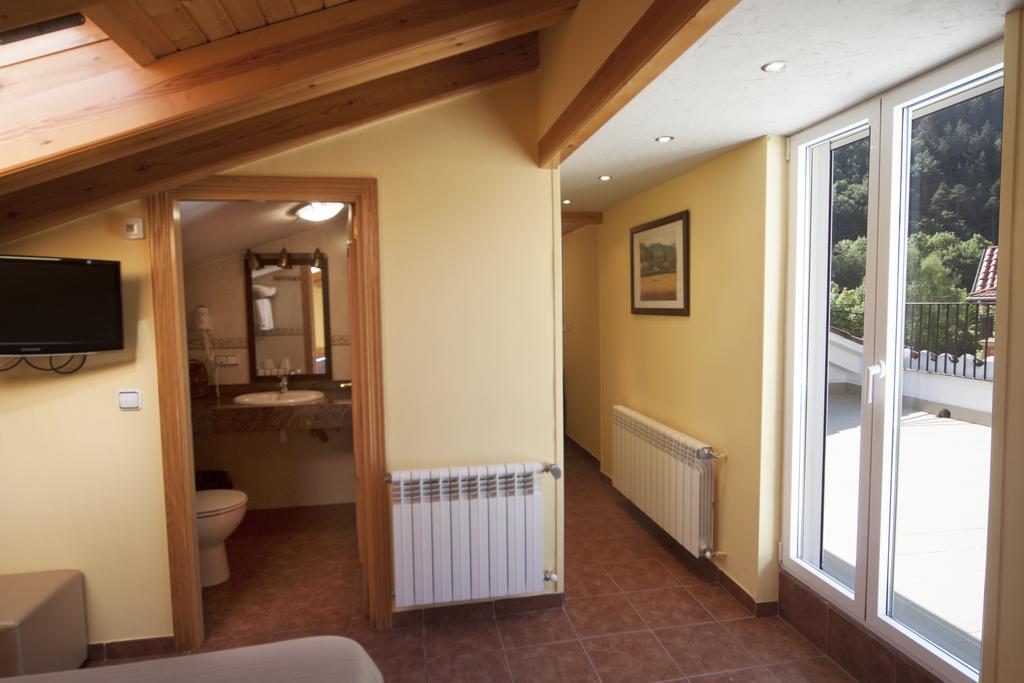 Hotel Sant Roc Camprodon Esterno foto